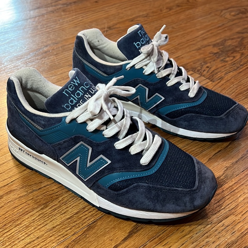 Nike New Balance Sneakers